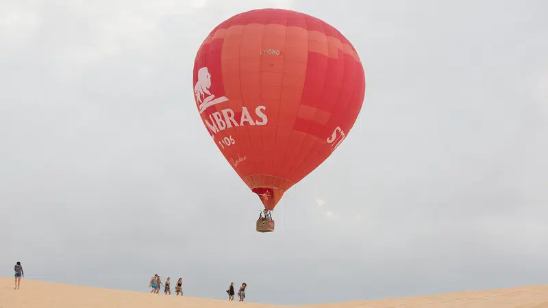 Bay Khinh Khi Cau Phan Thiet Ivivu 4