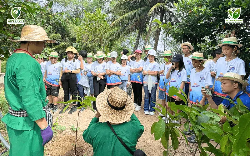 [UNTRA FARM] Trồng cây và Thiện nguyện tại Bến Tre - Trường THCS & THPT Đinh Thiện Lý.