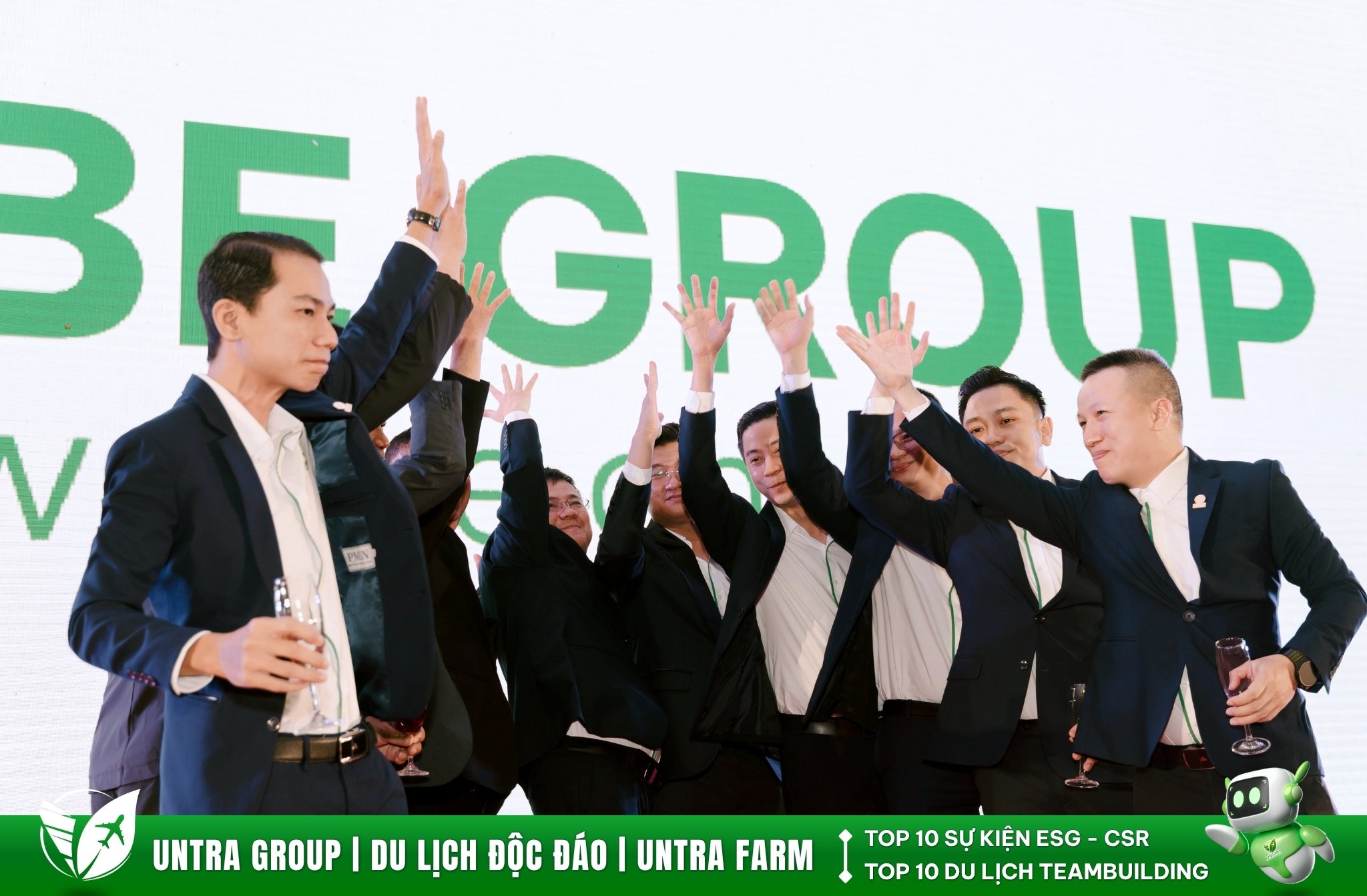 be group (17)